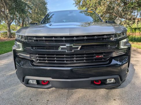 Used 2021 Chevrolet Silverado 1500 LT Trail Boss AWD/4WD image 2