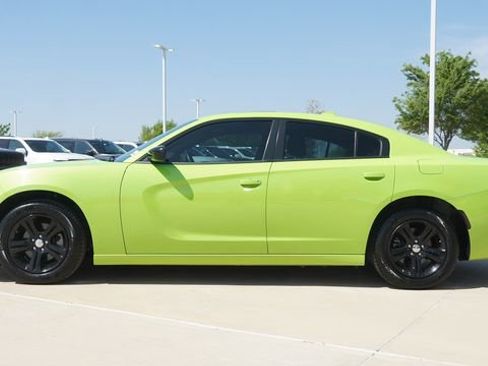 Used 2023 Dodge Charger SXT w/ Cold Weather Package RWD image 6