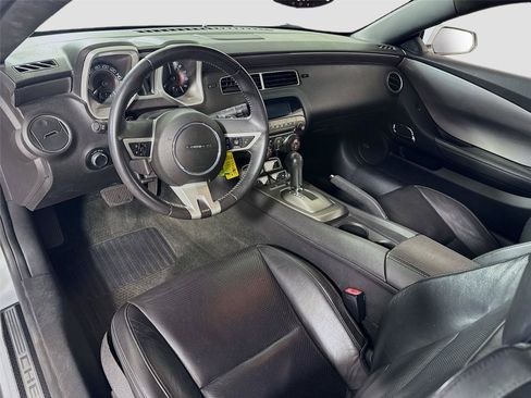 Used 2010 Chevrolet Camaro SS w/ RS Package RWD image 3