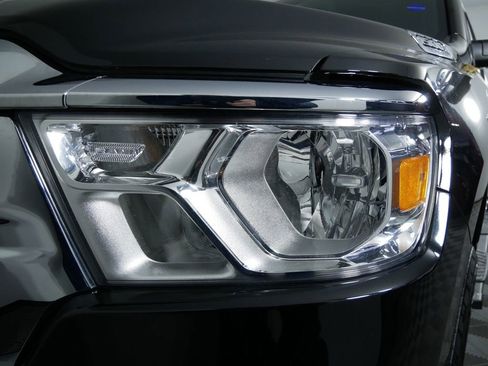 Used 2022 RAM 1500 Big Horn image 10