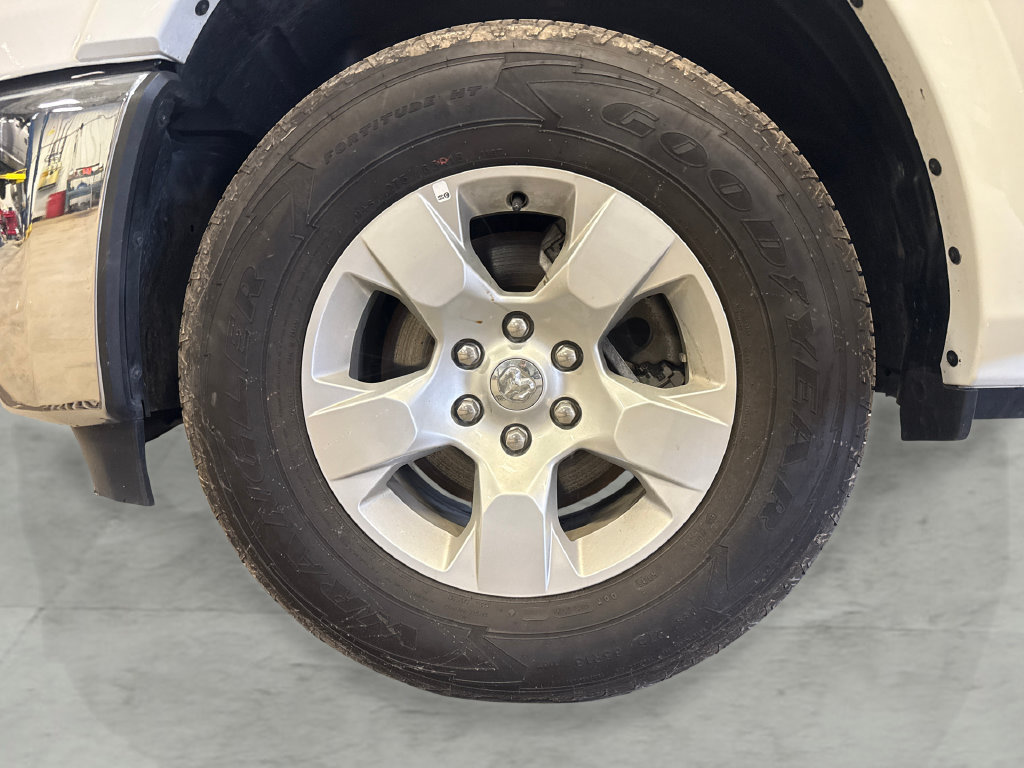 Used 2025 RAM 1500 Big Horn AWD/4WD image 25