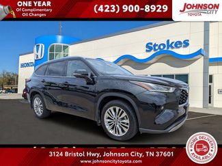 Used 2023 Toyota Highlander Platinum FWD video 1