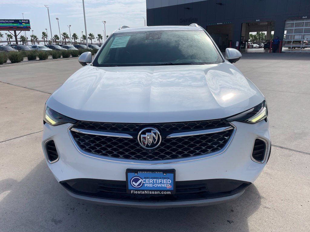 Used 2022 Buick Envision Avenir w/ Technology Package II FWD image 2