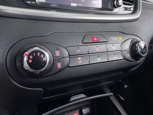 Used 2020 Kia Sorento LX AWD/4WD image 16