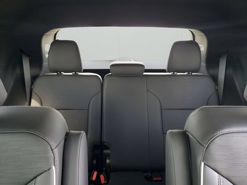 New 2026 Buick Enclave Sport Touring w/ Power Package FWD image 27