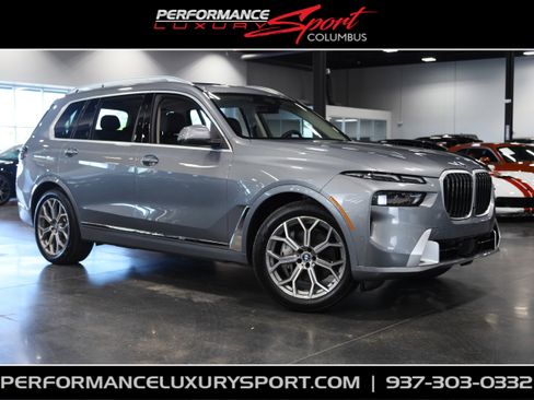 Used 2025 BMW X7 xDrive40i w/ Premium Package AWD/4WD image 1