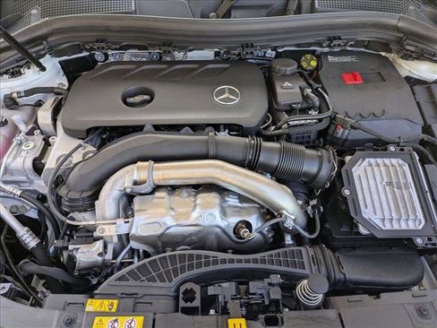 New 2026 Mercedes-Benz GLA 250 4MATIC image 16