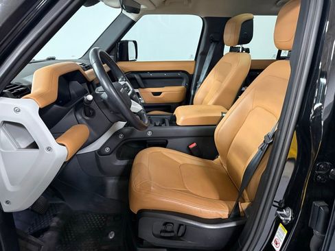 Used 2024 Land Rover Defender 110 S AWD/4WD image 9