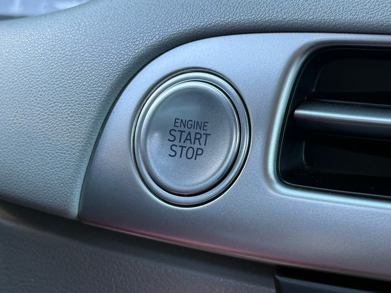 Used 2025 Hyundai Palisade SEL FWD image 25
