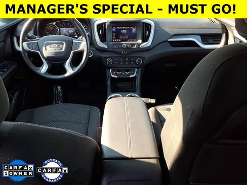 Used 2024 GMC Terrain SLE image 14