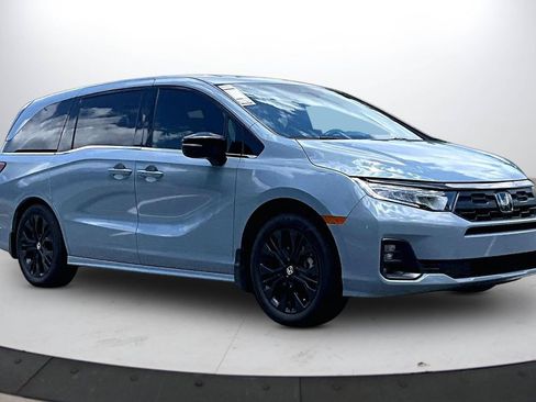 Used 2026 Honda Odyssey Sport-L image 2