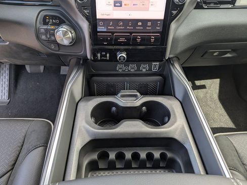 New 2026 RAM 1500 Laramie AWD/4WD image 26
