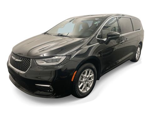 Used 2023 Chrysler Pacifica Touring-L FWD image 30