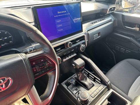 Used 2024 Toyota Tacoma TRD Off-Road image 20