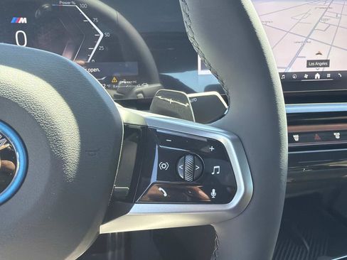 New 2026 BMW 550e xDrive image 17