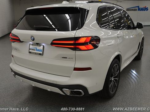 Used 2025 BMW X5 xDrive40i w/ M Sport Package AWD/4WD image 46