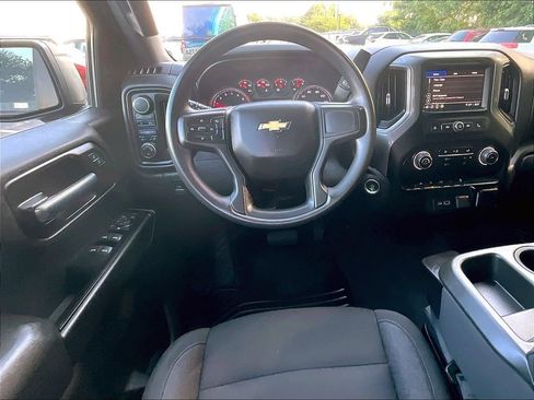 Used 2023 Chevrolet Silverado 1500 Custom AWD/4WD image 16