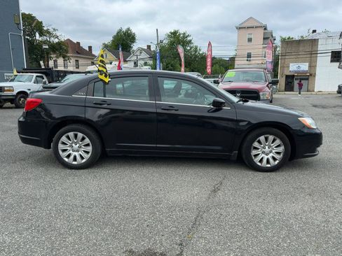 Used 2012 Chrysler 200 LX FWD image 8