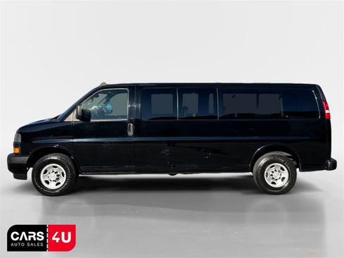 Used 2019 Chevrolet Express 3500 LS image 4