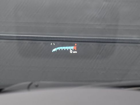 Used 2024 Cadillac XT6 Premium Luxury w/ Technology Package image 19