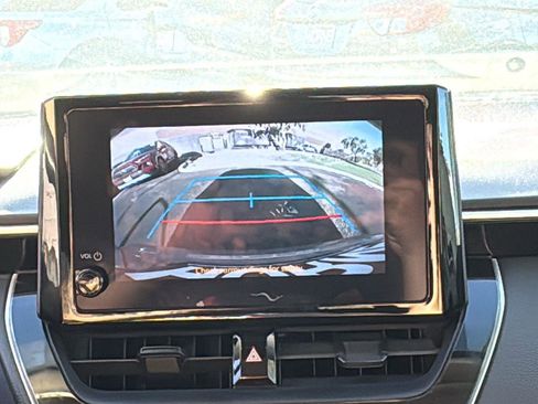 Used 2023 Toyota Corolla LE image 16