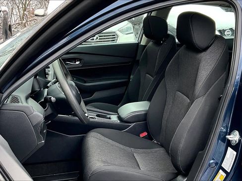 Used 2024 Honda Accord EX image 8