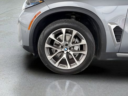 Certified 2025 BMW X5 xDrive40i image 14