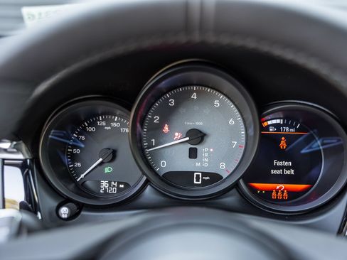 Certified 2026 Porsche Macan S AWD/4WD image 20