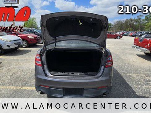 Used 2013 Ford Taurus SEL image 24