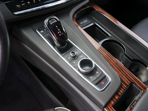 Certified 2023 Cadillac Escalade Premium Luxury image 21