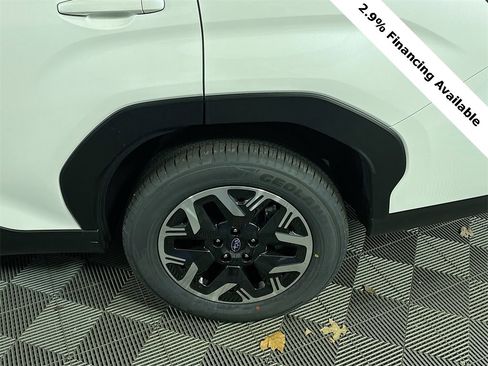 Used 2025 Subaru Forester image 26