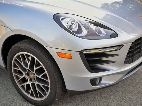 Used 2015 Porsche Macan S AWD/4WD image 43