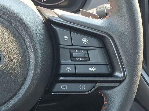 Used 2024 Subaru Crosstrek 2.5i Limited w/ Crosstrek Mirror Package AWD/4WD image 23
