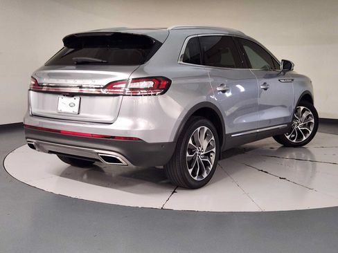 Used 2023 Lincoln Nautilus Reserve w/ Equipment Group 201A FWD image 3