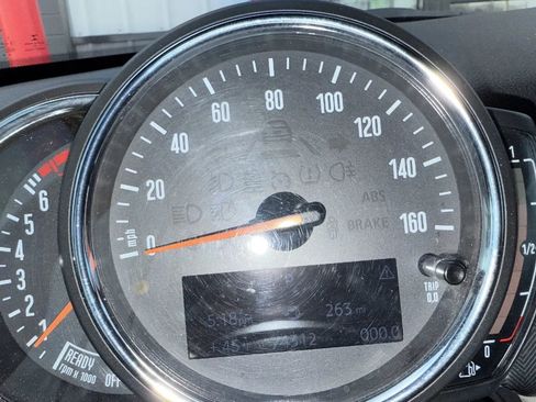 Used 2019 MINI Cooper S w/ Signature Upholstery Package image 11