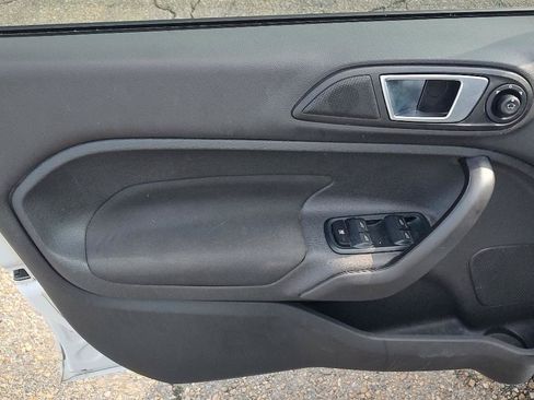 Used 2017 Ford Fiesta ST FWD image 9