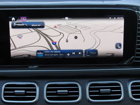 New 2026 Mercedes-Benz GLS 450 4MATIC image 32