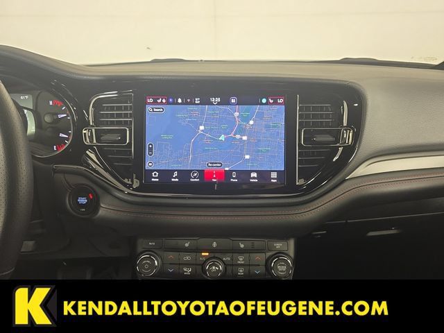 Used 2025 Dodge Durango GT AWD/4WD image 17