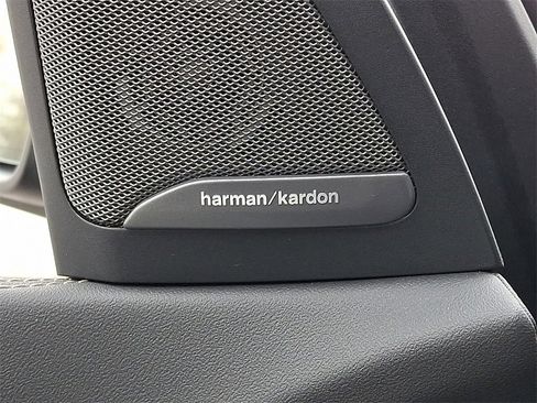 Used 2024 BMW X5 xDrive40i w/ Premium Package image 24