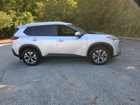 Certified 2023 Nissan Rogue SV w/ SV Premium B Package image 2