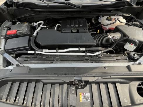 Used 2024 Chevrolet Silverado 1500 Custom Trail Boss w/ Turbomax Blackout Package image 7