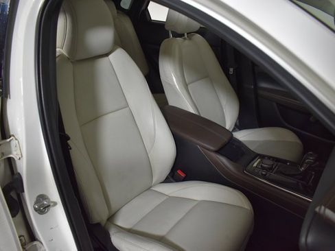 Used 2020 MAZDA CX-30 AWD w/ Premium Package image 35