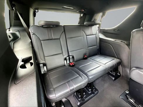 Used 2024 Chevrolet Tahoe RST w/ Luxury Package image 25