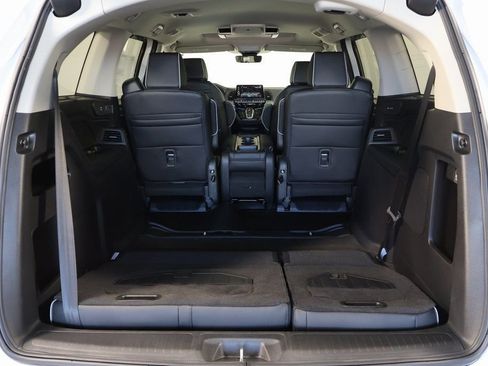 New 2026 Honda Odyssey Touring image 8
