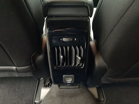 Used 2025 Jeep Compass Latitude w/ Altitude Special Edition image 22