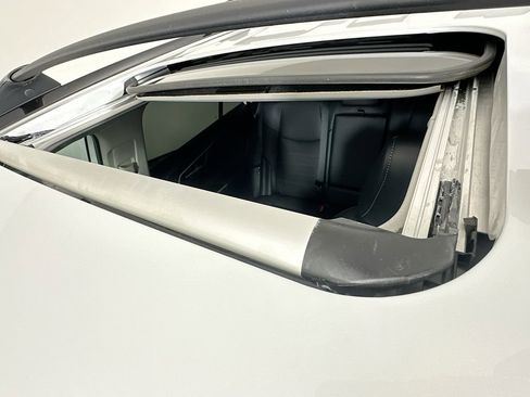 Used 2025 Toyota RAV4 XLE Premium FWD image 22
