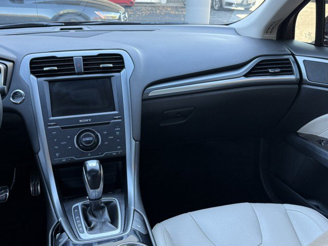 Used 2015 Ford Fusion Titanium AWD/4WD image 23