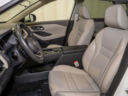 Certified 2023 Nissan Rogue SV w/ SV Premium B Package image 12