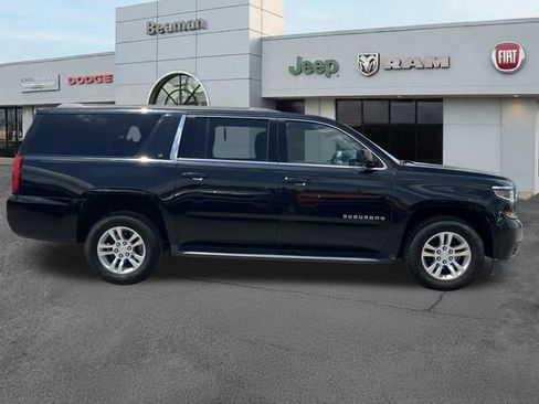 Used 2019 Chevrolet Suburban LT AWD/4WD image 8