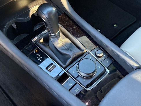 Used 2020 MAZDA MAZDA3 AWD Sedan w/ Preferred Package image 23